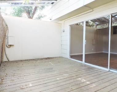 6627 Valleyside Rd - Photo Thumbnail 29
