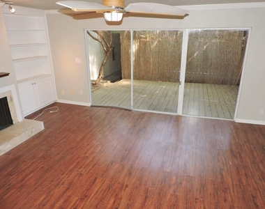 6627 Valleyside Rd - Photo Thumbnail 13