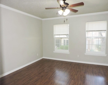 6627 Valleyside Rd - Photo Thumbnail 18
