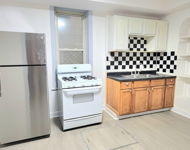 3520 S Winchester Avenue - Photo Thumbnail 9