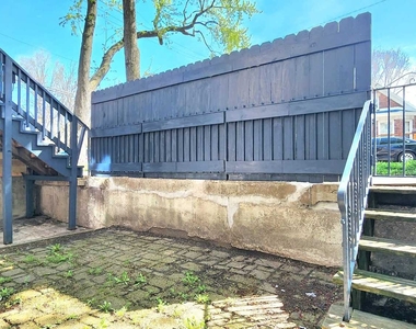 3520 S Winchester Avenue - Photo Thumbnail 13