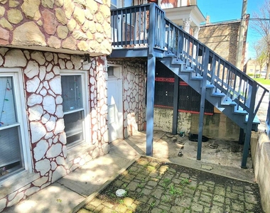 3520 S Winchester Avenue - Photo Thumbnail 14