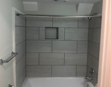 700 Lynn Circle Sw - Photo Thumbnail 13