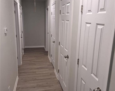 700 Lynn Circle Sw - Photo Thumbnail 11