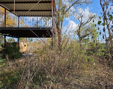 5915 Lavender Street - Photo Thumbnail 5