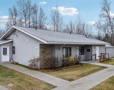 131 Shady Ln - Photo Thumbnail 3