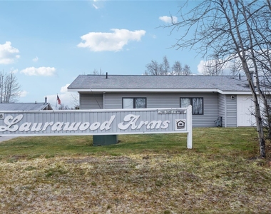 131 Shady Ln - Photo Thumbnail 10