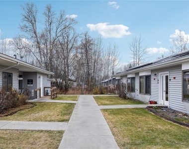 131 Shady Ln - Photo Thumbnail 7