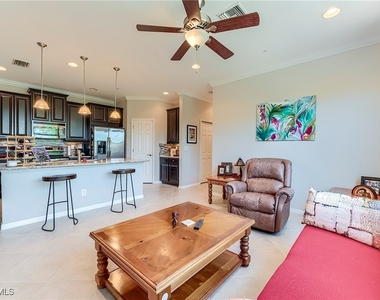 8510 Violeta Street - Photo Thumbnail 5