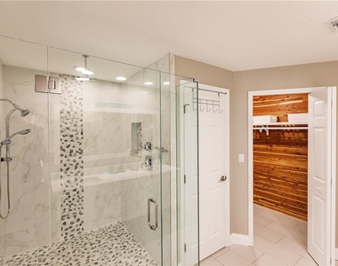 1424 Windsor Court - Photo Thumbnail 16