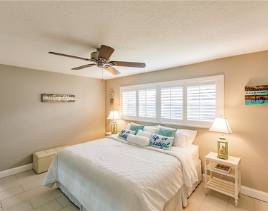 1424 Windsor Court - Photo Thumbnail 14