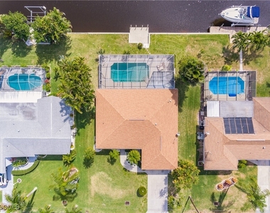 1424 Windsor Court - Photo Thumbnail 32