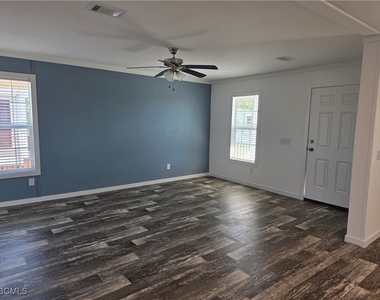 7 Birch Boulevard - Photo Thumbnail 2