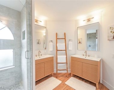2711 Citrus Lake Drive - Photo Thumbnail 26