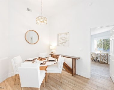 2711 Citrus Lake Drive - Photo Thumbnail 18