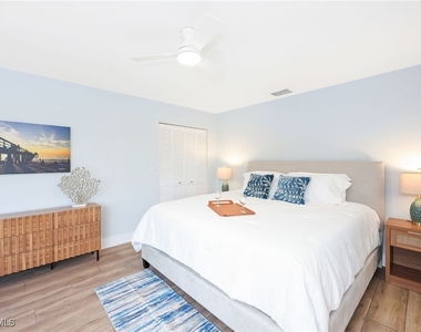 2711 Citrus Lake Drive - Photo Thumbnail 21