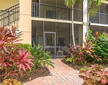 9533 Avellino Way - Photo Thumbnail 6