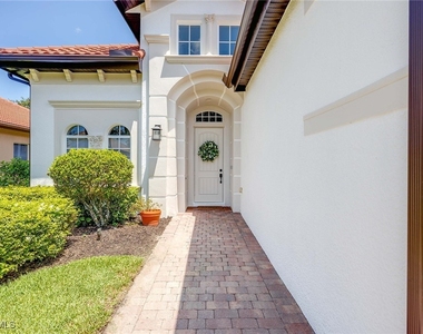 7863 Valencia Court - Photo Thumbnail 2