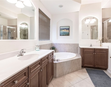 7863 Valencia Court - Photo Thumbnail 24
