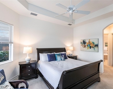 7863 Valencia Court - Photo Thumbnail 20