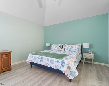 348 Carinosa Court - Photo Thumbnail 7