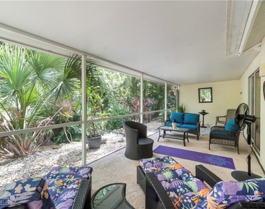348 Carinosa Court - Photo Thumbnail 11