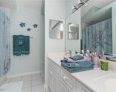 348 Carinosa Court - Photo Thumbnail 8