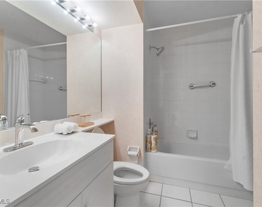 348 Carinosa Court - Photo Thumbnail 10