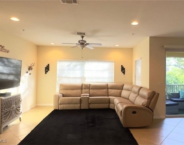23611 Alamanda Drive - Photo Thumbnail 2