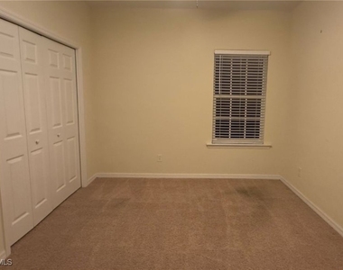 23611 Alamanda Drive - Photo Thumbnail 6