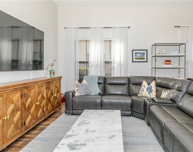 5104 Salerno Street - Photo Thumbnail 27