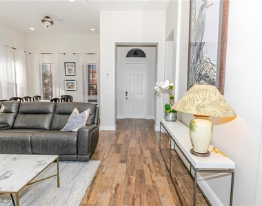 5104 Salerno Street - Photo Thumbnail 24