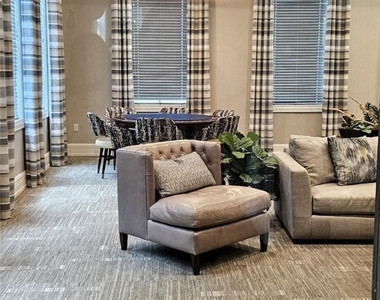 5104 Salerno Street - Photo Thumbnail 2