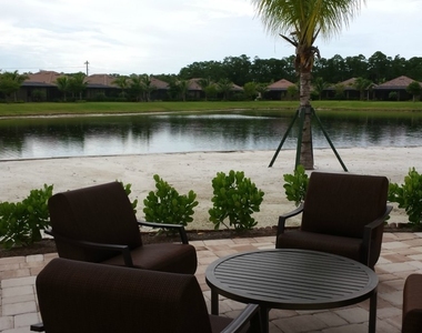 9560 Firenze Circle - Photo Thumbnail 18