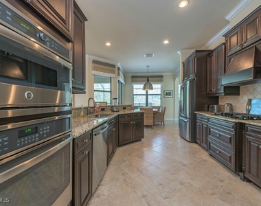 9560 Firenze Circle - Photo Thumbnail 2
