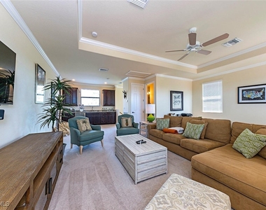 9560 Firenze Circle - Photo Thumbnail 12
