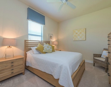 9560 Firenze Circle - Photo Thumbnail 10
