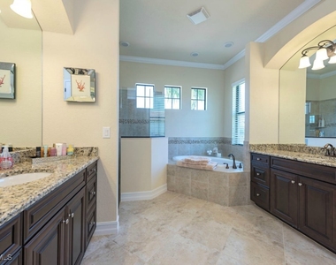 9560 Firenze Circle - Photo Thumbnail 7