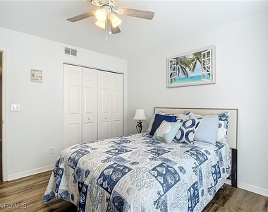 28221 Pine Haven Way - Photo Thumbnail 21