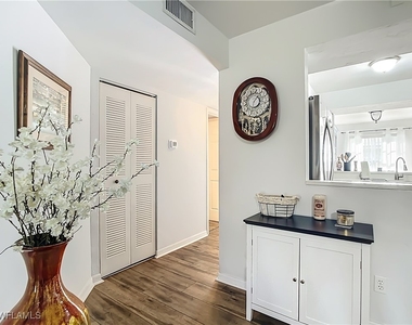 28221 Pine Haven Way - Photo Thumbnail 19