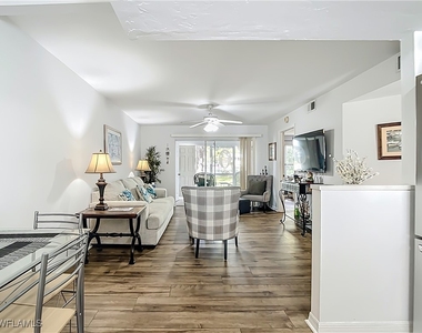 28221 Pine Haven Way - Photo Thumbnail 13
