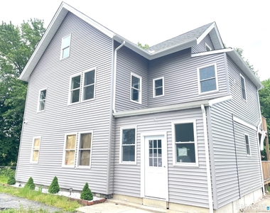 32 Lester Street - Photo Thumbnail 1