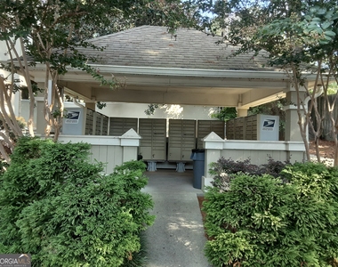 6900 Roswell Road - Photo Thumbnail 12