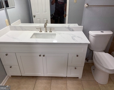 6900 Roswell Road - Photo Thumbnail 21