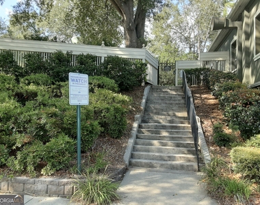6900 Roswell Road - Photo Thumbnail 15