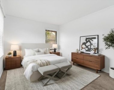 109 Quarry Rd - Photo Thumbnail 4