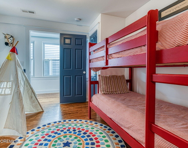 36 Heck Avenue - Photo Thumbnail 17