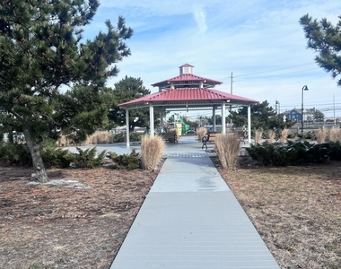 447 N Highway 35 - Photo Thumbnail 17