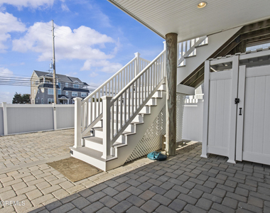 447 N Highway 35 - Photo Thumbnail 7
