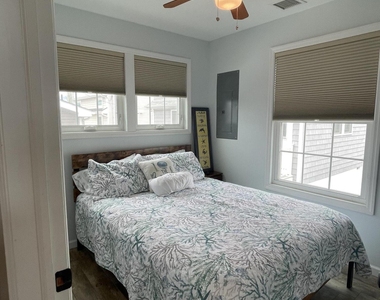 104 W Chadwick Way - Photo Thumbnail 10